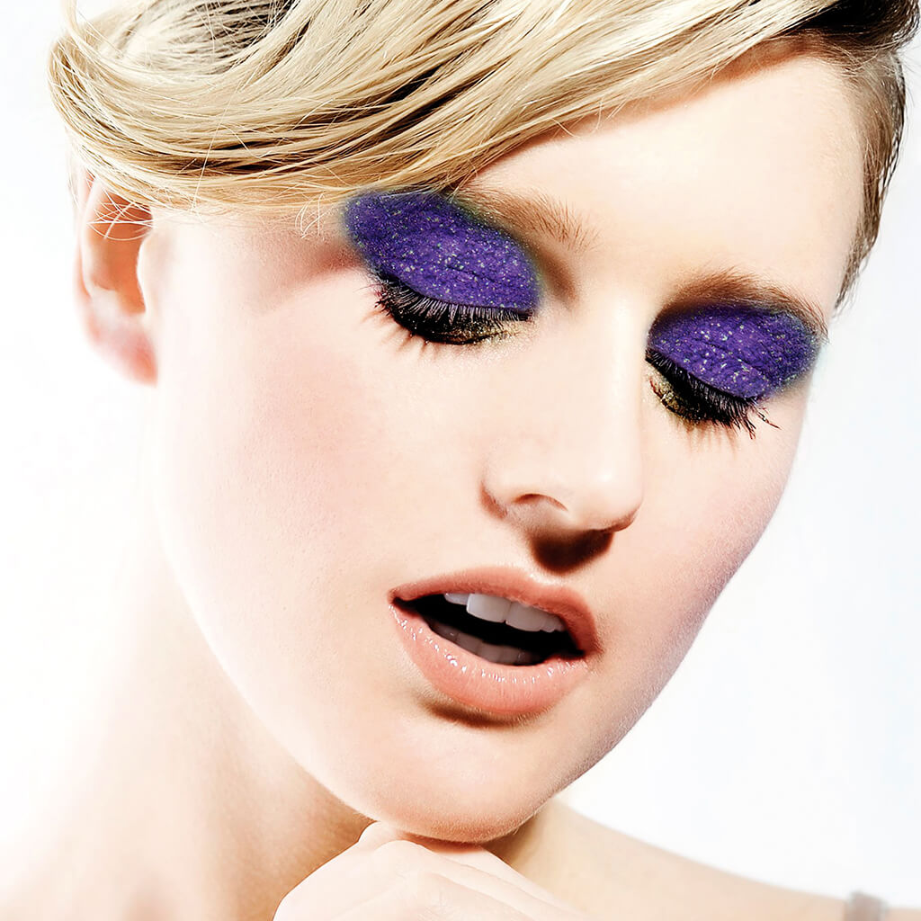 glitter eyedust 103 model - Stargazer