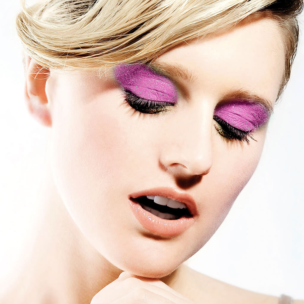 glitter eyedust 106 model - Stargazer